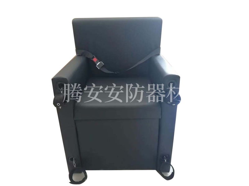 審訊椅廠家型號(hào)齊全，可根據(jù)參數(shù)來(lái)選擇哦